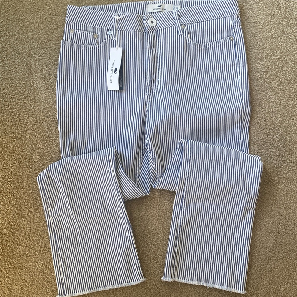 NWT size 29 Vineyard Vines kick flare railroad stripe Jamie jeans.